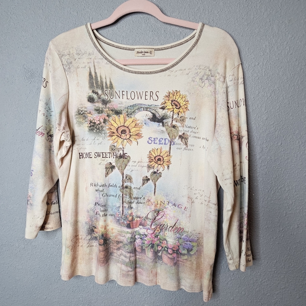 Studio Gem Q Womens L Shirt Sunflower Garden Floral Y2K Vintage Tee Summer Beige
